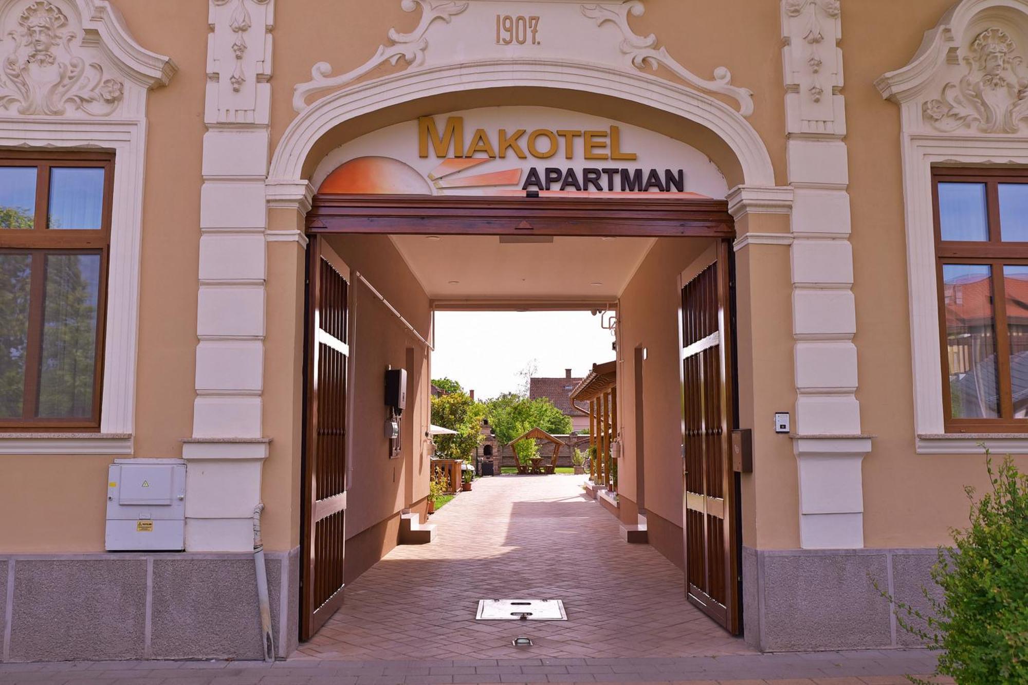 Makotel Apartmanhaz Exteriör bild