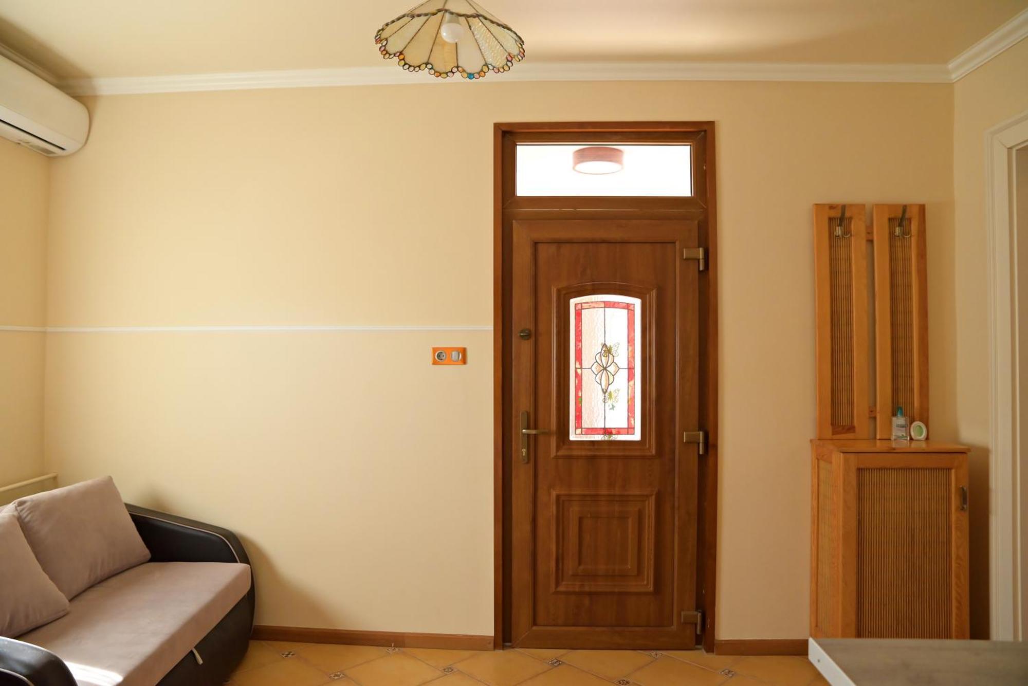 Makotel Apartmanhaz Exteriör bild