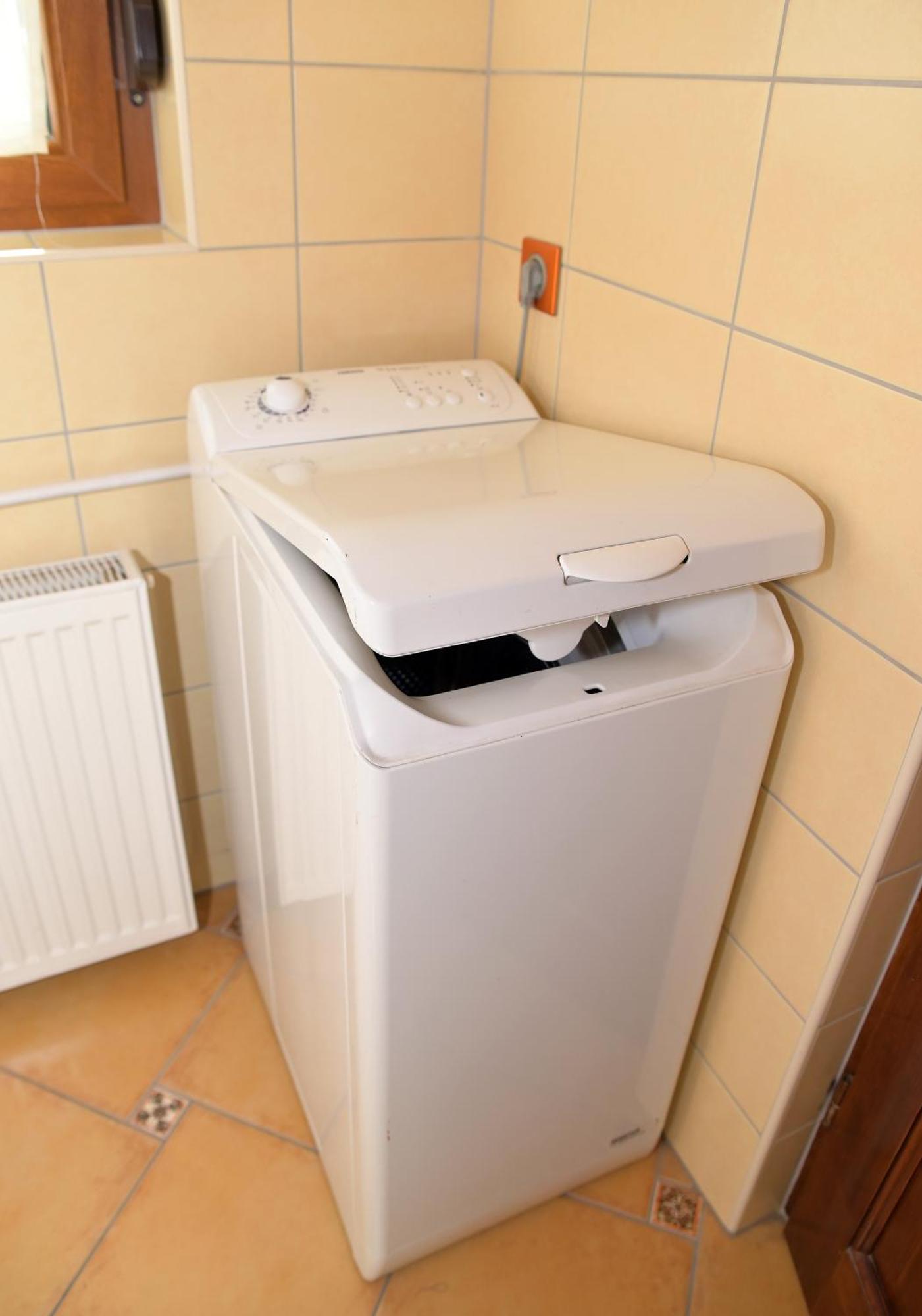 Makotel Apartmanhaz Exteriör bild