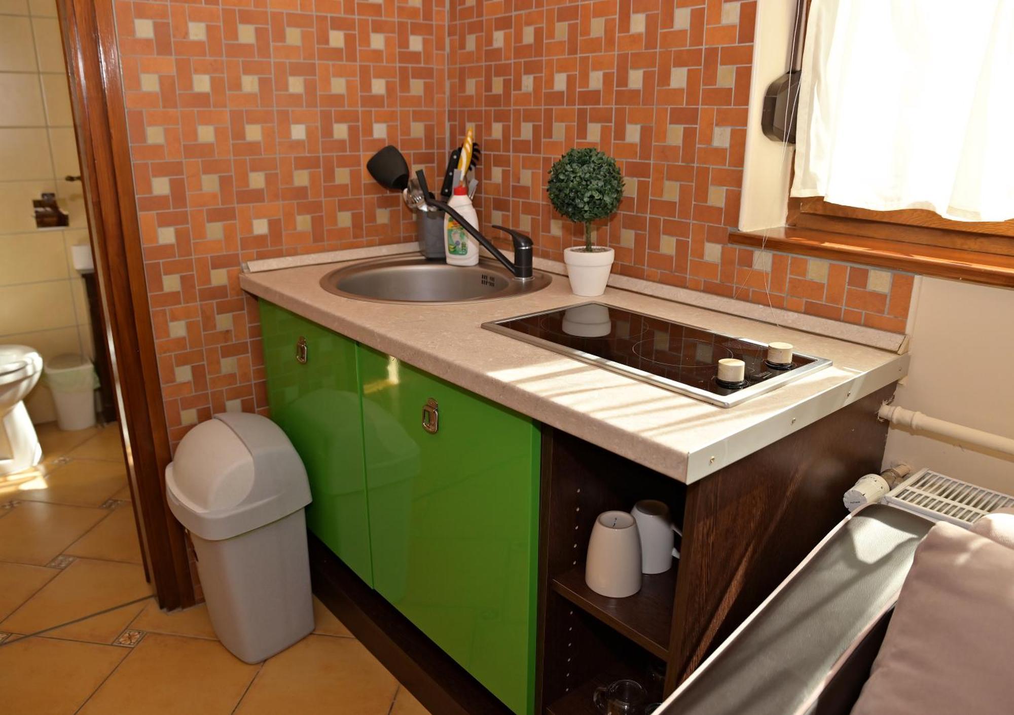 Makotel Apartmanhaz Exteriör bild