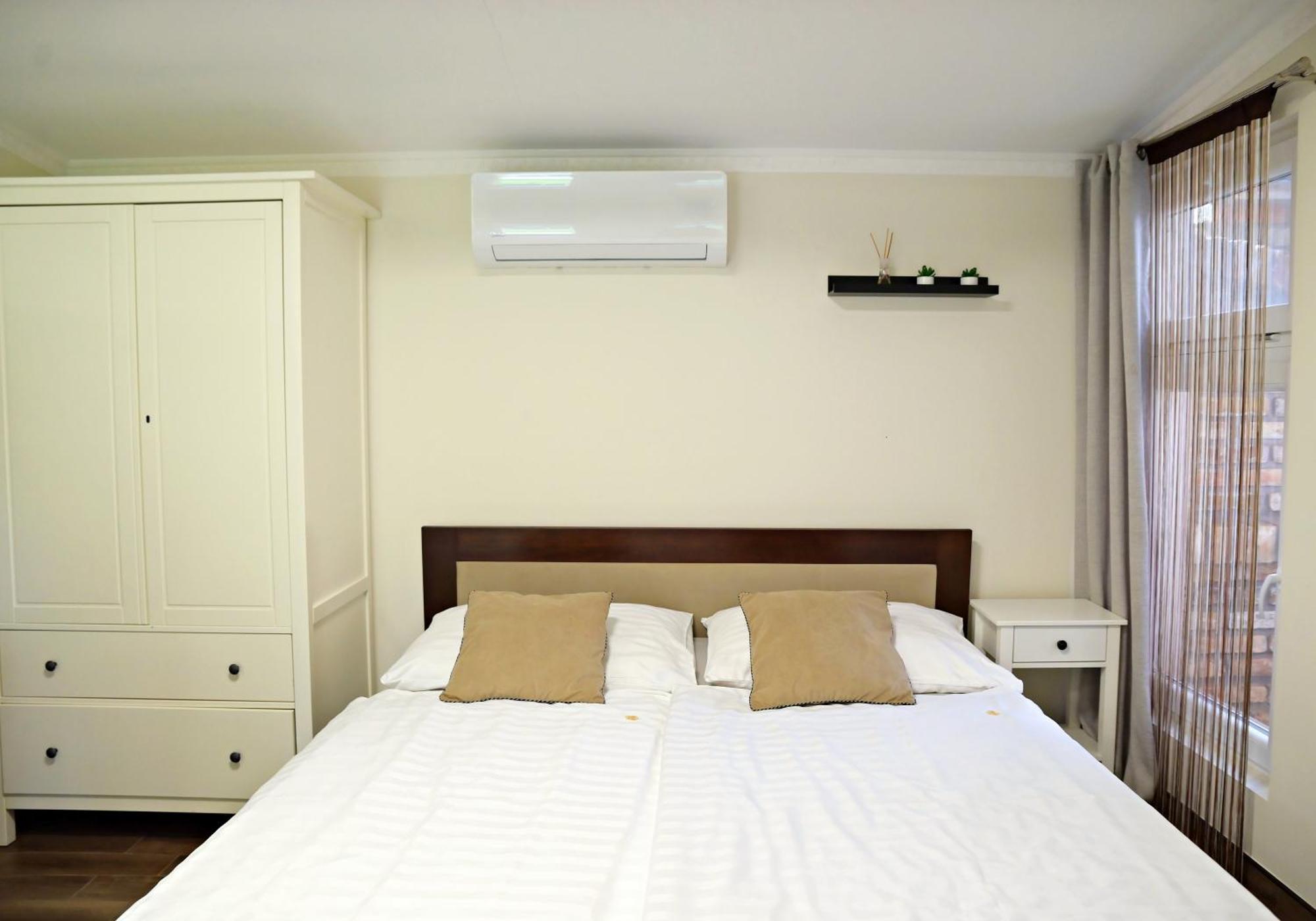Makotel Apartmanhaz Exteriör bild